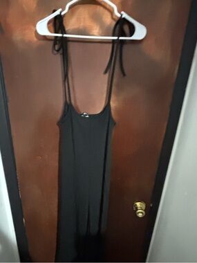Windsor Black Tie-Shoulder jumpsuit